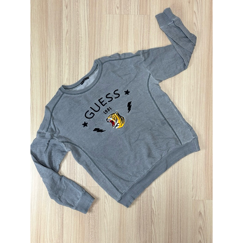 guess sweather มือสอง