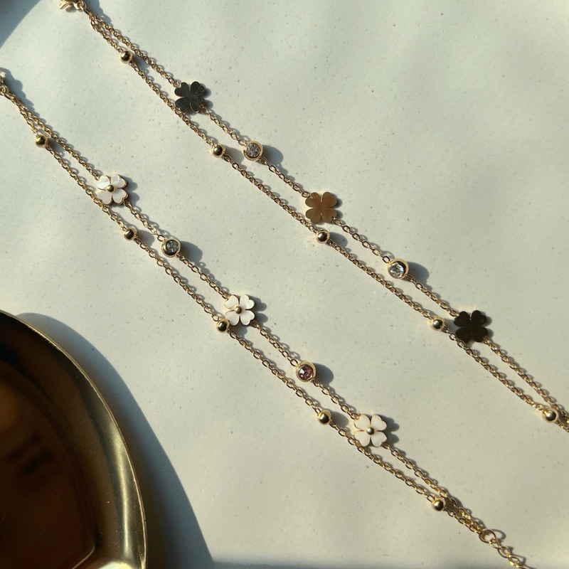 Flora gem double chain bracelet สร้อยข้อมือดอกไม้คู่คริสตัล