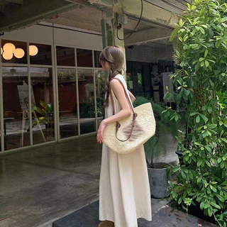 แม็กซี่เดรสทรงเอ คอกลมแขนกุด ดีเทลเว้าหลัง แต่งกระดุมตรงกลาง สีพื้นมินิมอล Dress คนท้องใส่ได้ สีดำ #9712