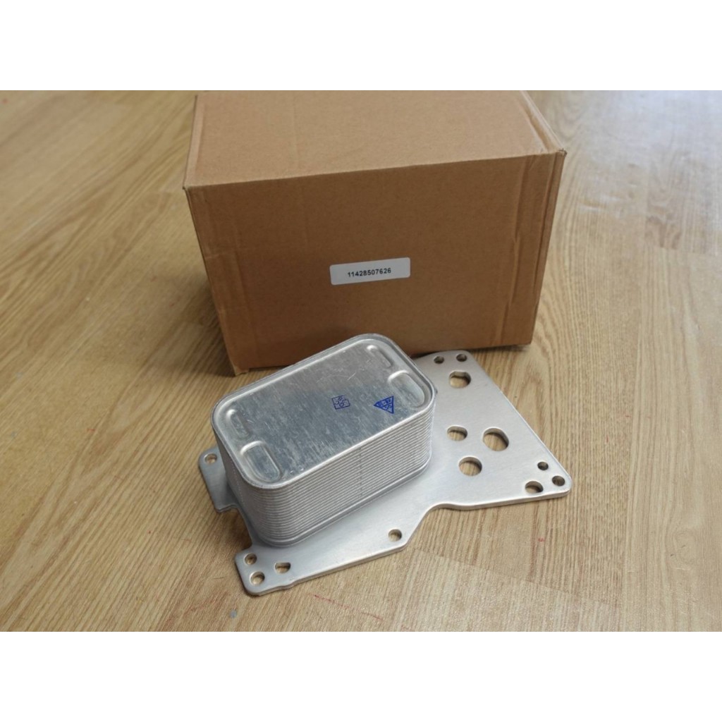 ออยล์คูลเลอร์(ตัวใหญ่) BMW (Engine oil cooler) เครื่อง N47 (Gen 2) ดีเซล