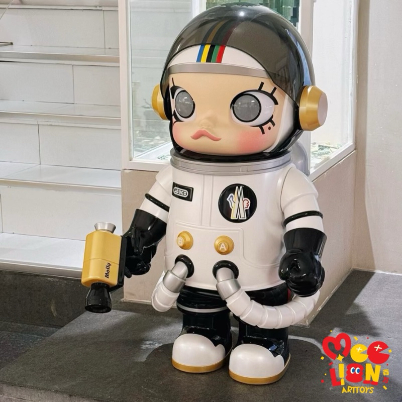 [พร้อมส่ง] Space Molly Moncler 1000%
