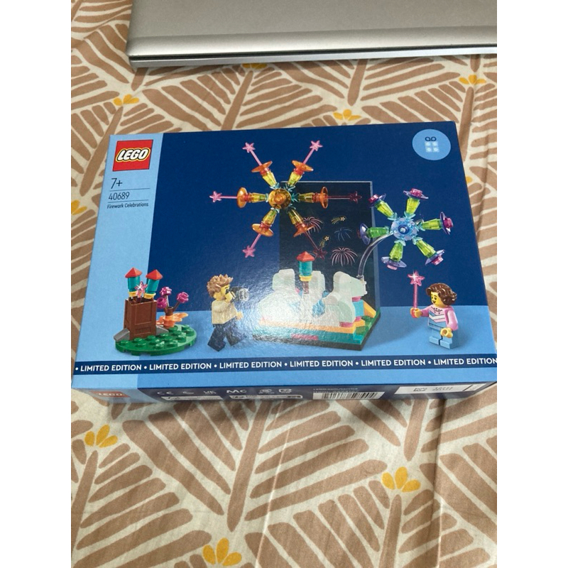 เลโก้ LEGO Exclusives 40689 Firework Celebrations ของแท้ 100% มือหนึ่งกล่องสวยพร้อมส่ง