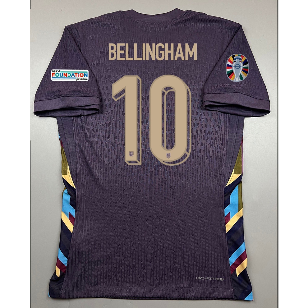 SALE !!! เสื้อบอล เพลเย่อ ยูโร 2024 อังกฤษ เยือน 10 BELLINGHAM อาร์มยูโร Player England Away Cecat