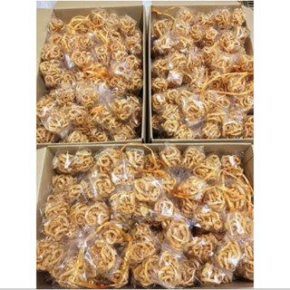 แคบหมู 1พวงมี10ห่อ ราคา52บาท จัดส่ง1-2วัน