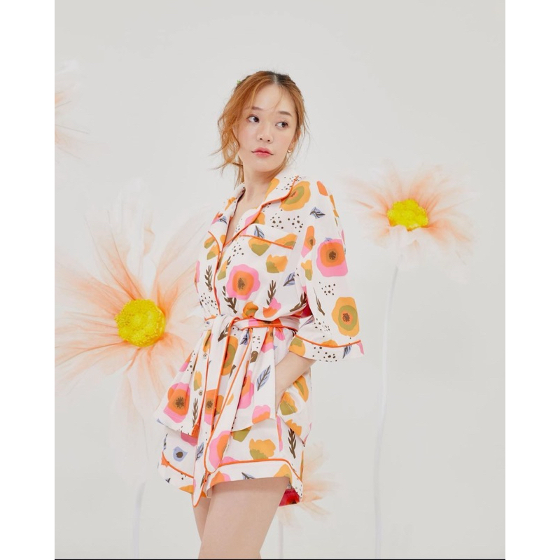 ชุดเซ็ทลายดอกแบรนด์ Menar