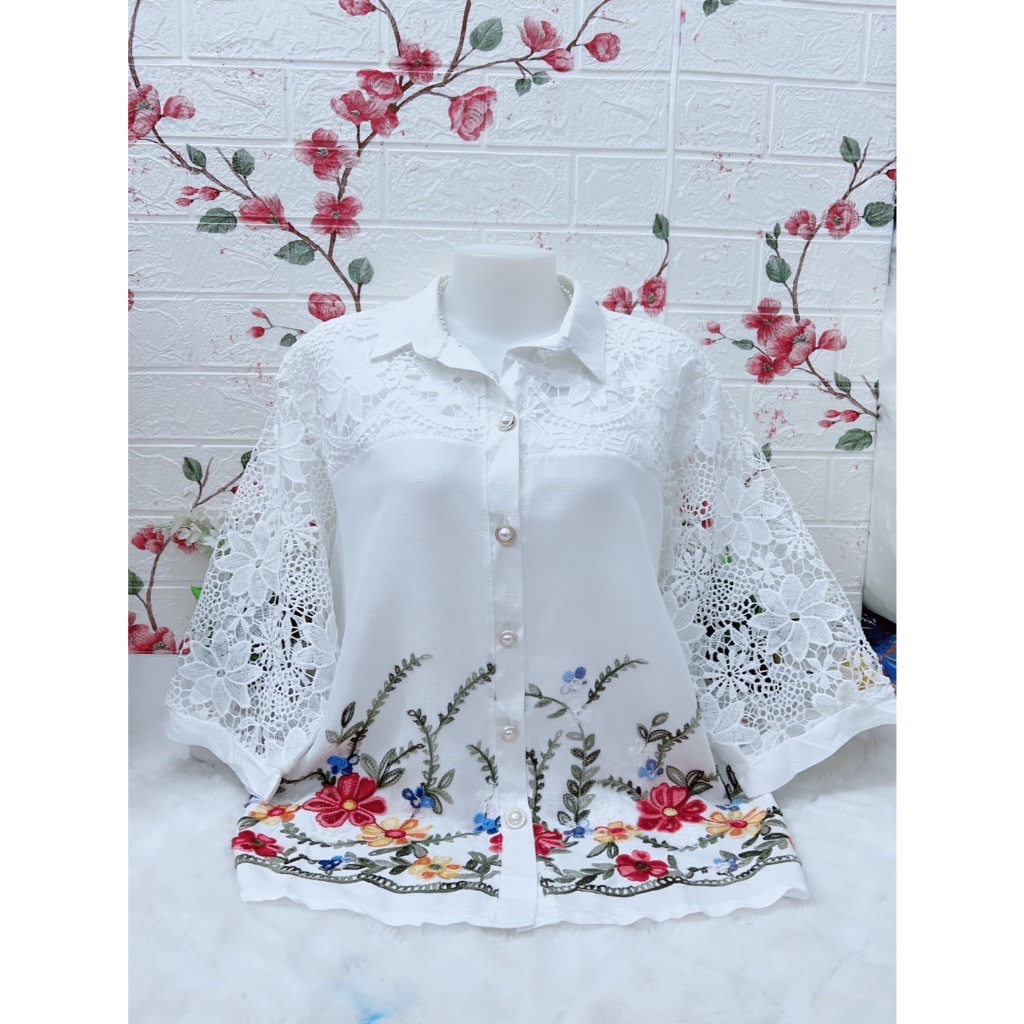 เสื้อลูกไม้ผ้าลินินกระดุมหน้า รอบอก44-46/48-52ยาว25-26นิ้ว ฟรีไซส์ หน้าผ้า46/52นิ้ว ผ้าลินินผสมเสื้อใส่งานบุญ
