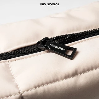 Hobs® กระเป๋าสะพายข้างนุ่มนิ่ม | VARG | Fabric crossbody bag