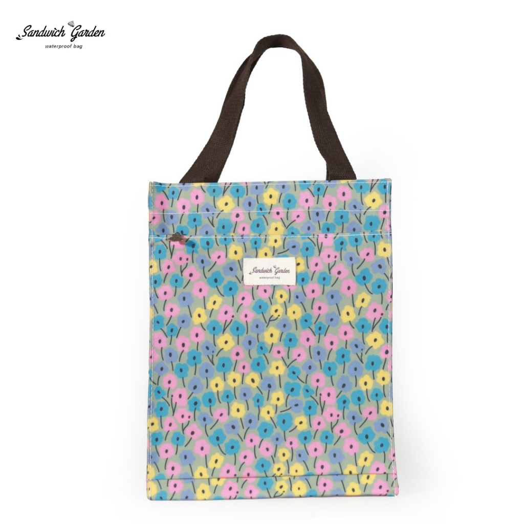 กระเป๋าถือทรง A4 มีซิปหน้า (กลุ่มลายดอกไม้ ลายสัตว์ มีหลายลายให้เลือก) วัสดุผ้าเคลือบกันน้ำแบบเนื้อด้าน Sandwich Garden