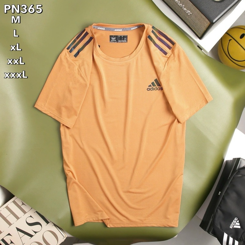 เสื้อกีฬาผู้ชาย คอกลมแขนสั้น T Shirt Man 01