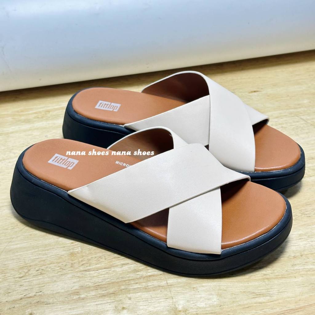 ลดอีก 50% !! พร้อมส่ง ! รองเท้า Fitflop ผู้หญิง รุ่นใหม่ รองเท้าแตะเพื่อสุขภาพ