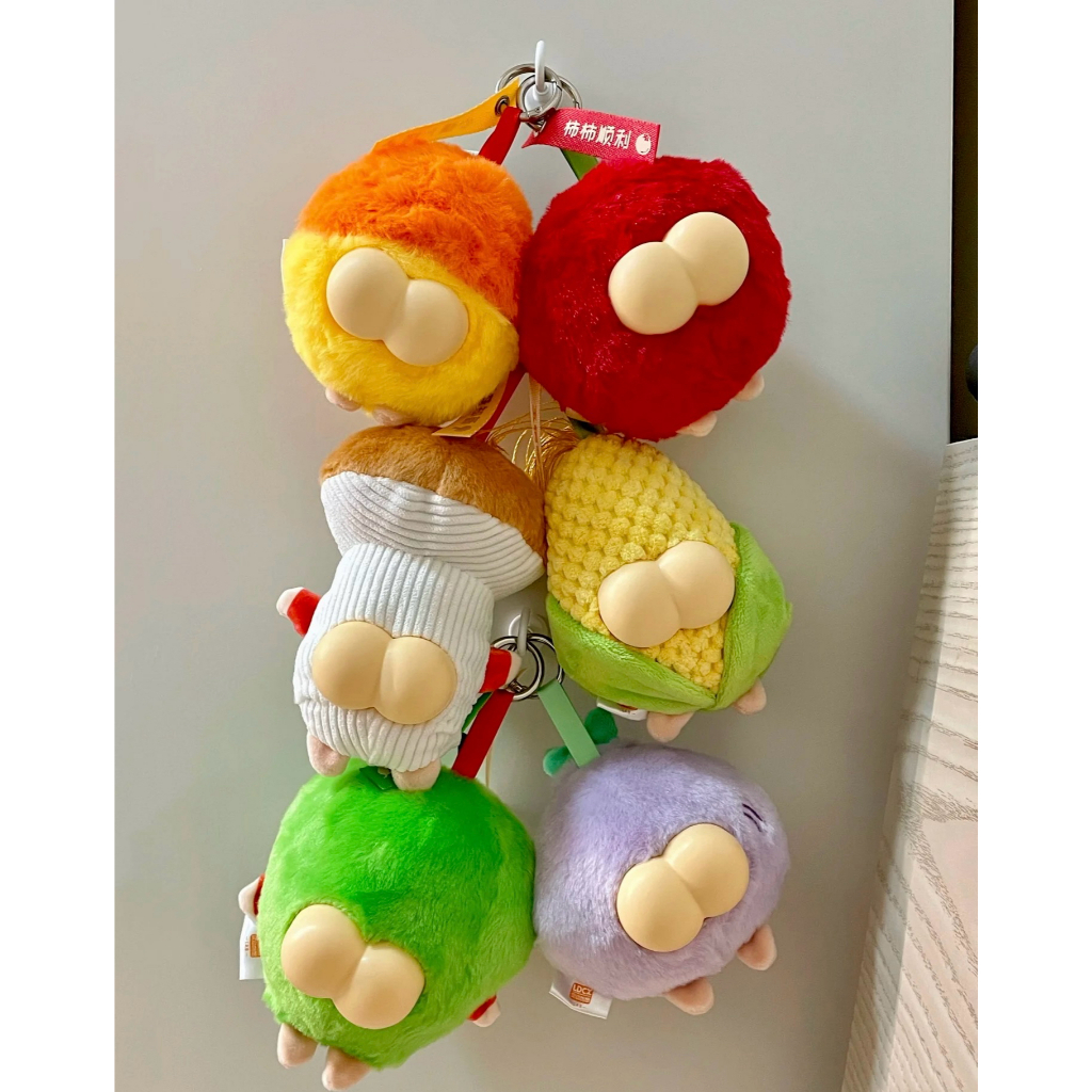 พร้อมส่ง🤪กล่องสุ่ม ตุ๊กตาห้อยกระเป๋า🌽Shin-chan Vegetable🥬ชินจัง ผักซุกซน🍅 กล่องสุ่ม🎁ลุ้นซีเครท