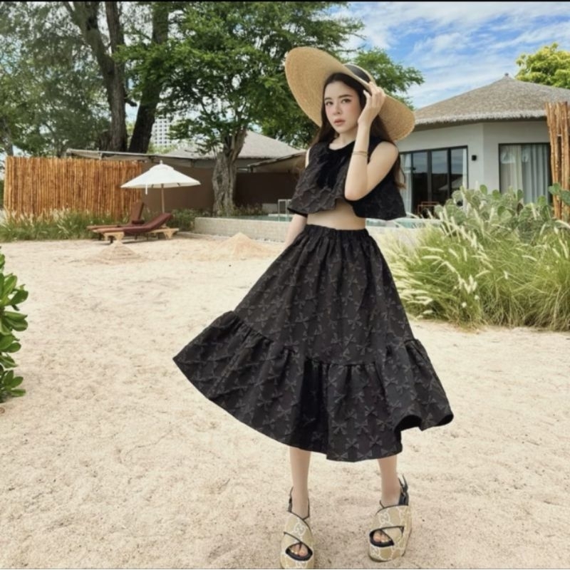 Flat2112 Lady Wednesday Set
