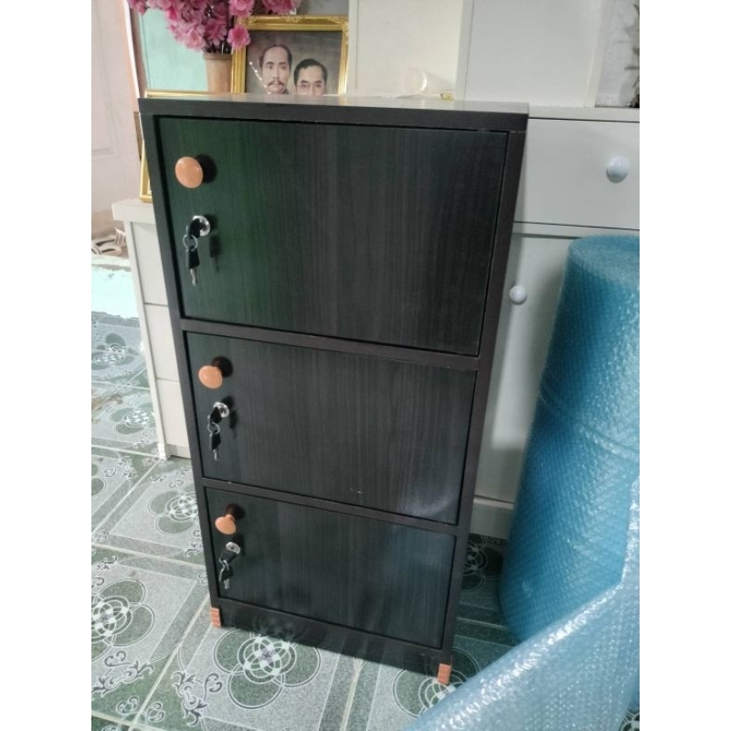 ตู้ล็อคเกอร์ 3 ชั้น มีบานปิดมีกุญแจ - รูปที่ 2