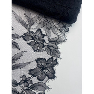 ลูกไม้สีดำ ลูกไม้ลายดอก กว้าง 8.5 นิ้ว เมตรละ 40฿ เนื้อผ้าเบ…