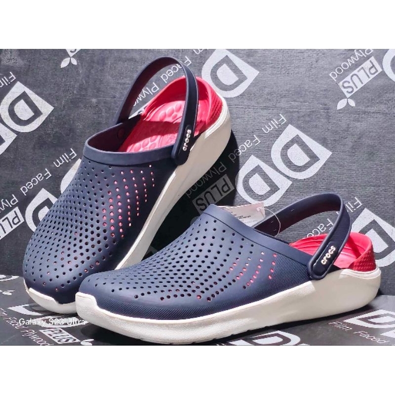 Crocs Lite Ride Clog รองเท้าแตะ แบบลำลอง มาใหม่สุดฮิต ใส่ได้ทุกเพศ มีส่วนลดราคา