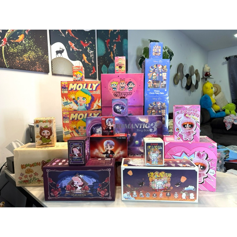 พร้อมส่งจากไทย โล๊ะล้างสตอค ขายถูกเพราะจะเลิกขายเเล้วค่ะ กล่องสุ่ม Popmart ของแท้ 100% รูปถ่ายจากสินค้าจริงนะคะ