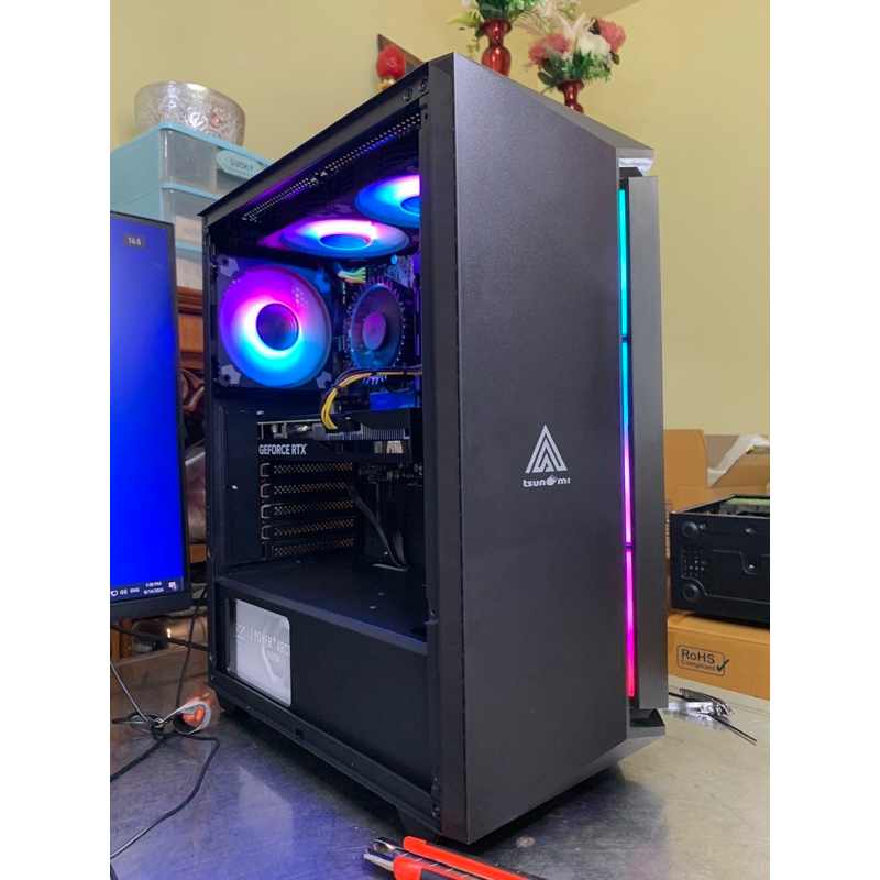 i5 12400f Ram16 4060 จอ24นิ้ว m.2 500Gb