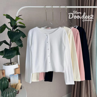 ♦️DOODEE2♦️เสื้อแขนยาวแต่งลูกไม้ กระดุมมุก(แกะได้) ผ้าฉลุลูกไม้