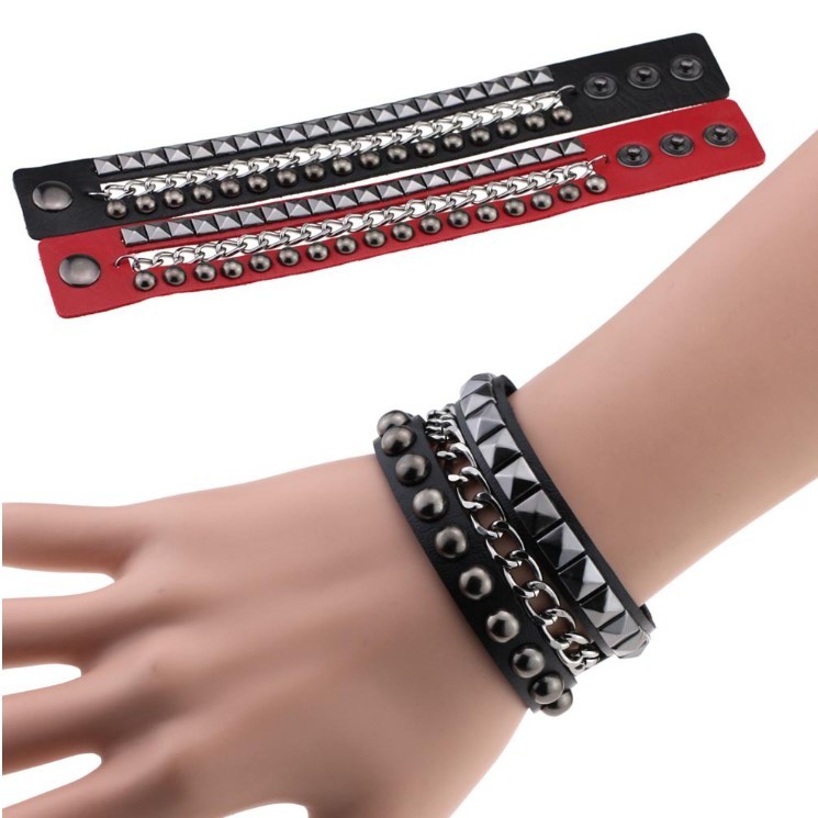สร้อยข้อมือ กำไล ข้อมือ หนัง Round Rivet Bracelet Non-Mainstream Iron Chain Multi-Layer Bracelet