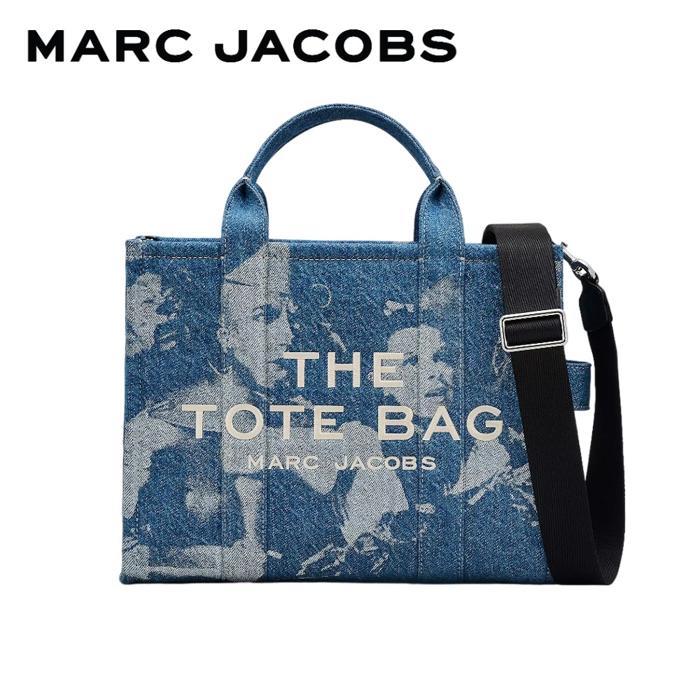 MARC JACOBS MARC JACOBS X WIZARD OF OZ  THE NO PLACE LIKE HOME DENIM MEDIUM TOTE BAG 2R4HTT031H03 RE24 กระเป๋าโท้ท