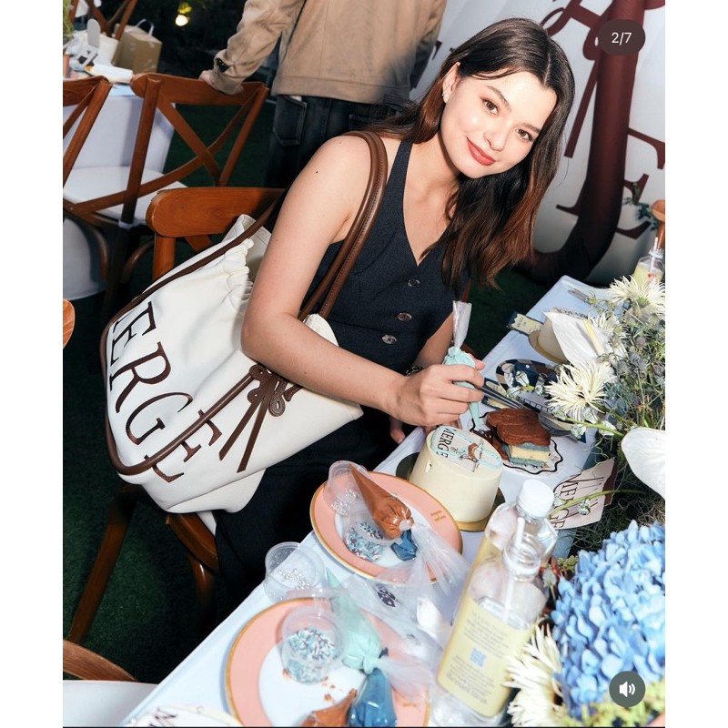 สีใหม่ พร้อมส่ง ใช้โค้ดลด30%ได้น้าา 'Merge A Day Bag‘ กระเป๋า Tote Bag รุ่นใหม่จาก Merge