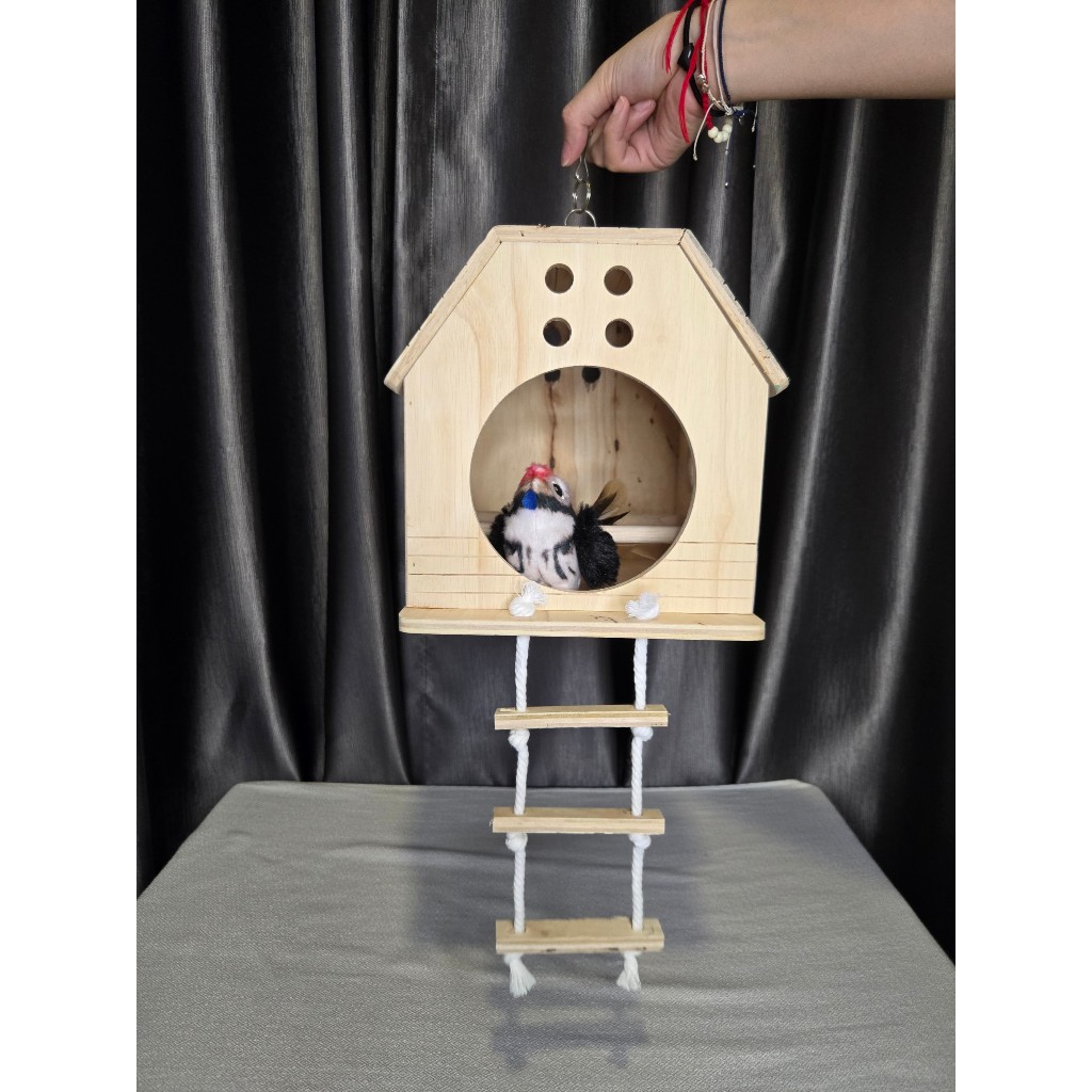 SJB017A - บ้านโรงนา L + บันไดเชือก สำหรับนก กระรอก ชูการ์