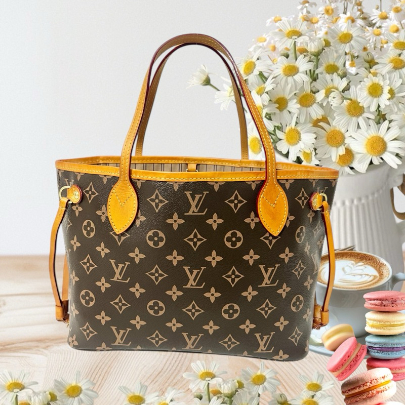 กระเป๋าหลุย  Neverfull  PM หนังแท้