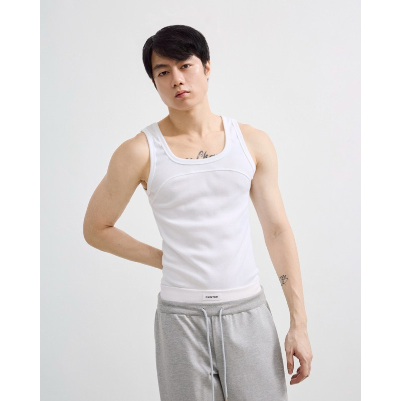 Hunter Studios - เสื้อกล้ามตัดต่ออก ผ้าริบ รุ่นSolid Ribbed Tank-Top