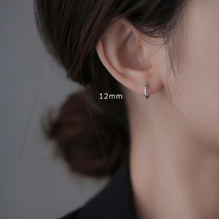 ✅พร้อมส่ง🔥 LILY.C ต่างหูห่วงเงิน 925 (1คู่)ทรงกลมแบบเรียบ ใส่ได้ทั้งผู้ชายและผู้หญิง