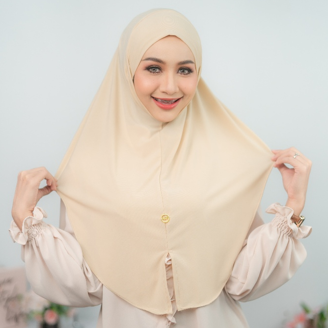 ผ้าคลุมมุสลิม ฮิญาบสวมสำเร็จ ผ่าหน้าทรงหน้าสั้นหลังยาว ผ้าร่องบางเบาใส่สบาย  HM84วาริสมุสลิม