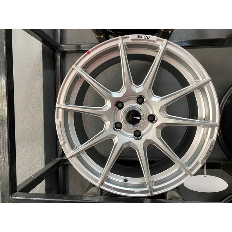 ล้อแท้ Enkei tuning 17” กว้าง7.5นิ้ว ออฟ38 5รู114 *ของใหม่ สีไฮเปอร์ซิลเวอร์(มีวงโชว์2วง)