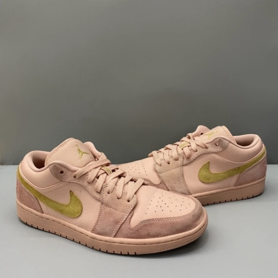 Jordan Air Jordan 1 Low pink (ของแท้ 100%)