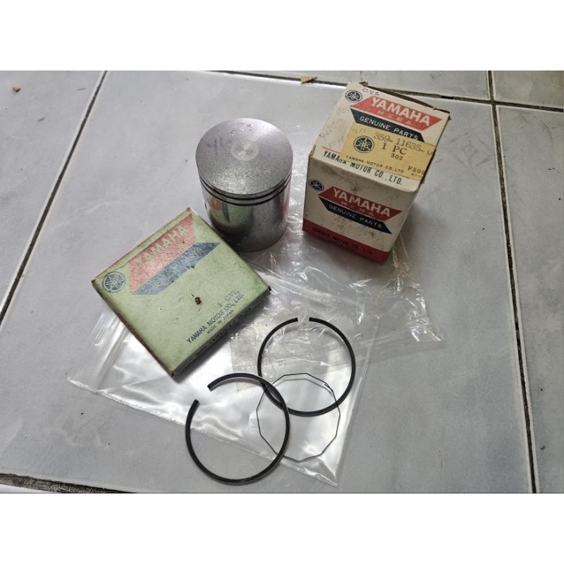 ลูกสูบ + แหวน แท้ใหม่ญี่ปุ่น Yamaha 100cc. YL2 YL2G YL2GM YB100