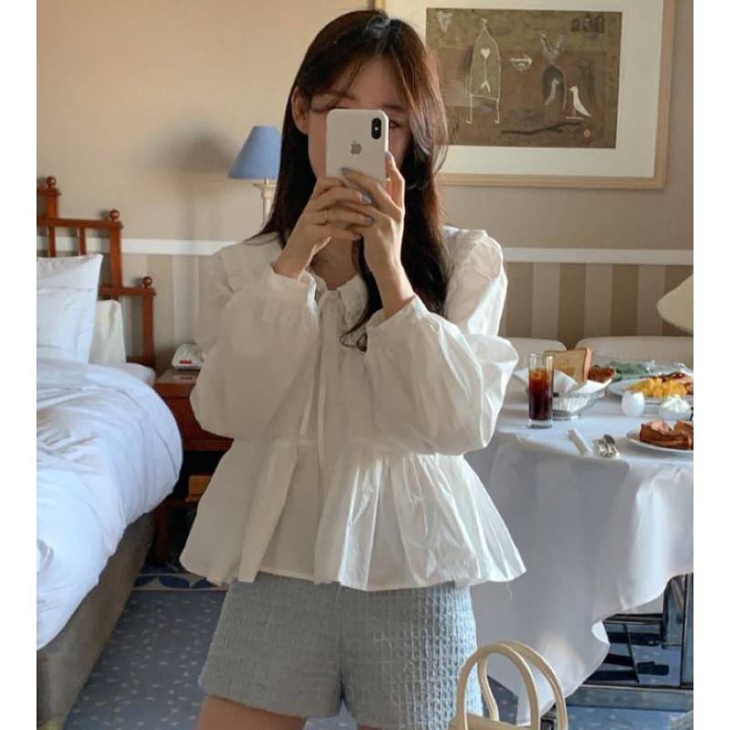 [3795] เสื้อสีขาวคอปก