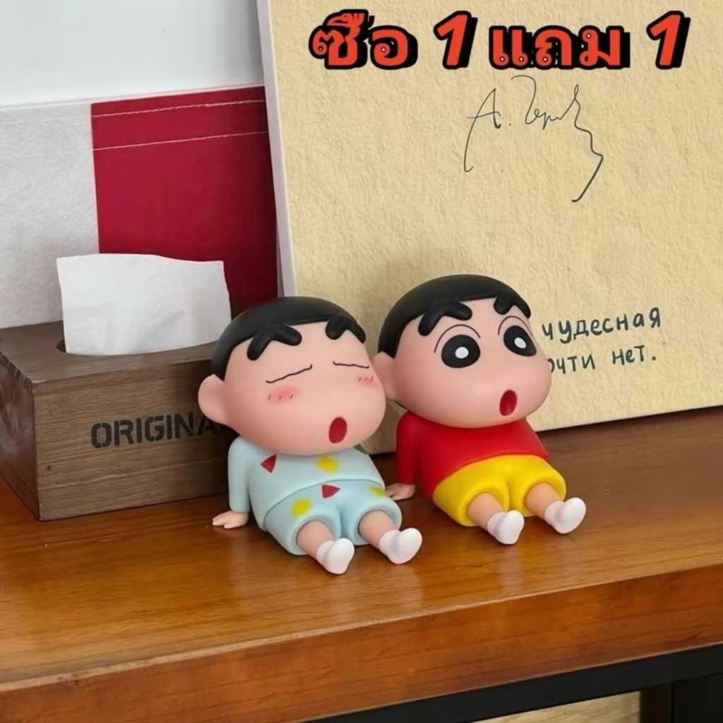 ชินจัง ตุ๊กตาตั้งพุ่งตัวเล็ก ชินจังการ์ตูนสร้างสรรค์ 3D Q ที่วางชั่วคราวบนโต๊ะแท่นวางโทรศัพท์แบบน่ารัก ตุ๊กตาพีวีซี ที่ว