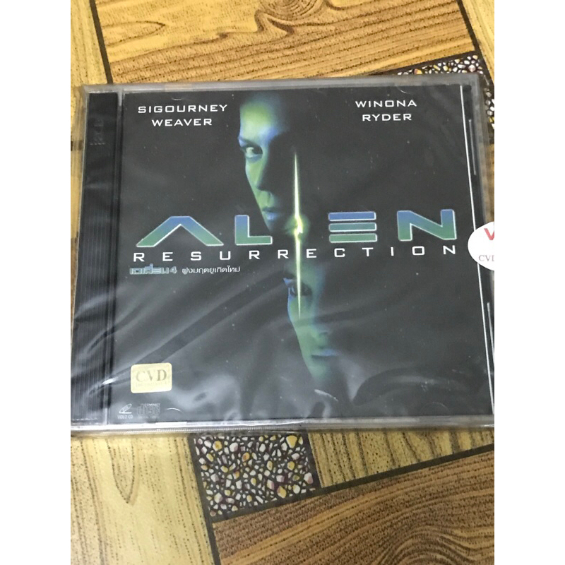 VCD,วีซีดีหนัง (6) ภาพยนตร์ ,ALIEN RESURRECTION ,เอเลี่ยน 4 ฝูงมฤตยูเกิดใหม่ ,แผ่นแท้ มาสเตอร์ มือ 1