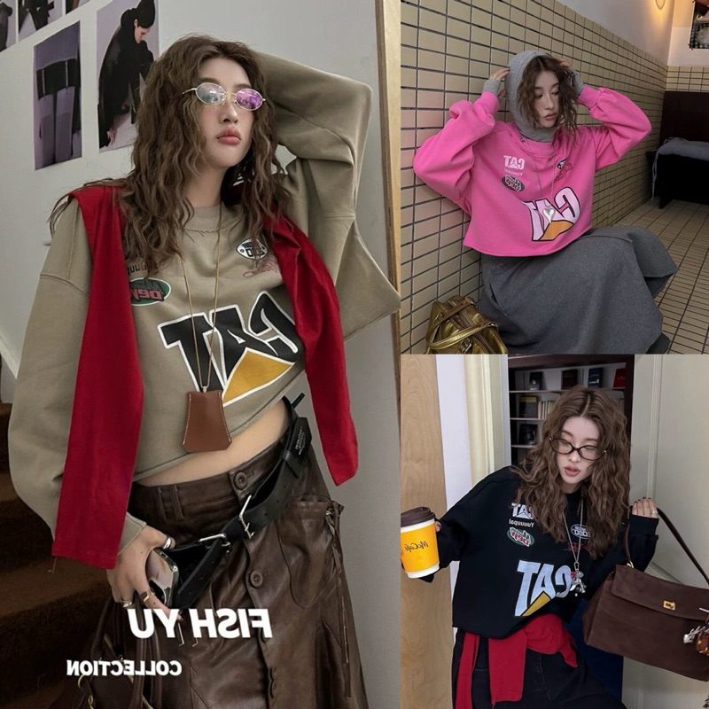 “Korea Oversize” เสื้อโอเวอร์ไซส์แขนยาว ดีเทลทรงตัดครอปสไตลเกาหลีวินเทจ เนื้อผ้าดีมาก สกรีนอักษรชัดมีสีให้เลือกถึง 3 สี