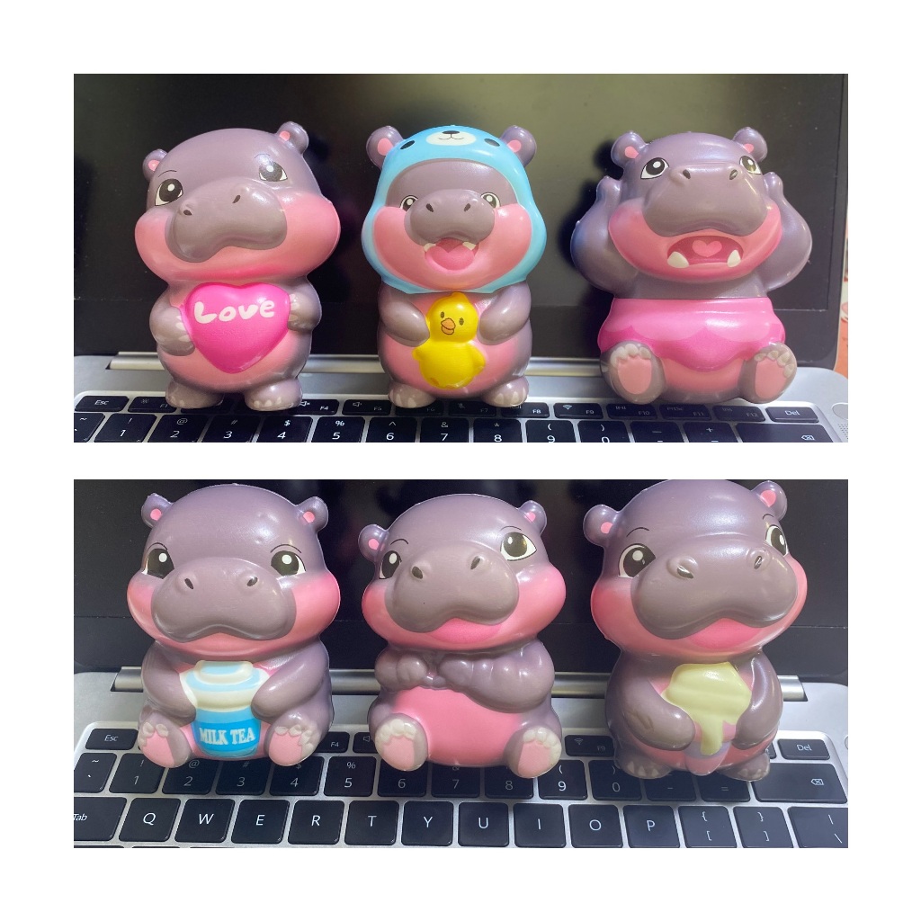 สกุชชี่หมูเด้ง moo deng Squishy มี6แบบให้เลือก น่ารักเนื้อดี สุ่มบีบได้ คลายเครียด สกุขชี่นุ่มนิ่ม