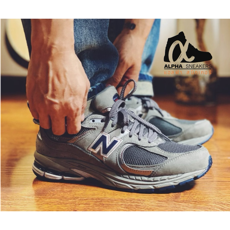 พรีออเดอร์✈️ 🇨🇳(รอของ 15-20 วัน) รองเท้า New Balance 2002RA (สีเทาเข้ม หนังนูบัค) ของแท้100%