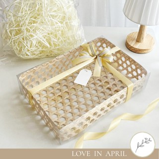 กล่องของขวัญ ชะลอมสาน พร้อมโบว์ Love in April
