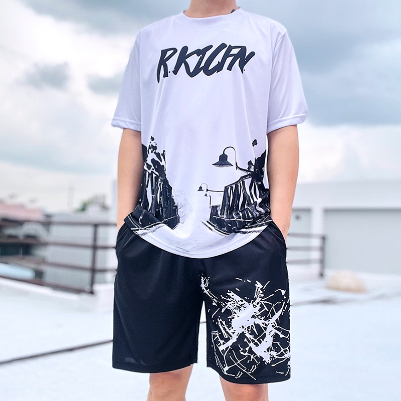เสื้อยืดคอกลมแขนสั้นผู้ชายแบรนด์อินเทรนด์ฤดูร้อน ใหม่นักเรียนหลวมแขนสั้นความรู้สึกน้ำแข็งแห้งเร็วทุกการแข่งขันเสื้อยืด
