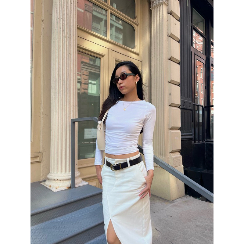 SIMONNE - Cali long-sleeved top เสื้อแขนยาวเข้ารูป ดีเทลย่นข้างเอว