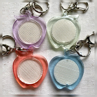 พวงกุญแจ ครอสติช รูปแอปเปิ้ล 💜💚🩵❤️ ภิญญ์ ปักผ้า PINN ปักมือ …