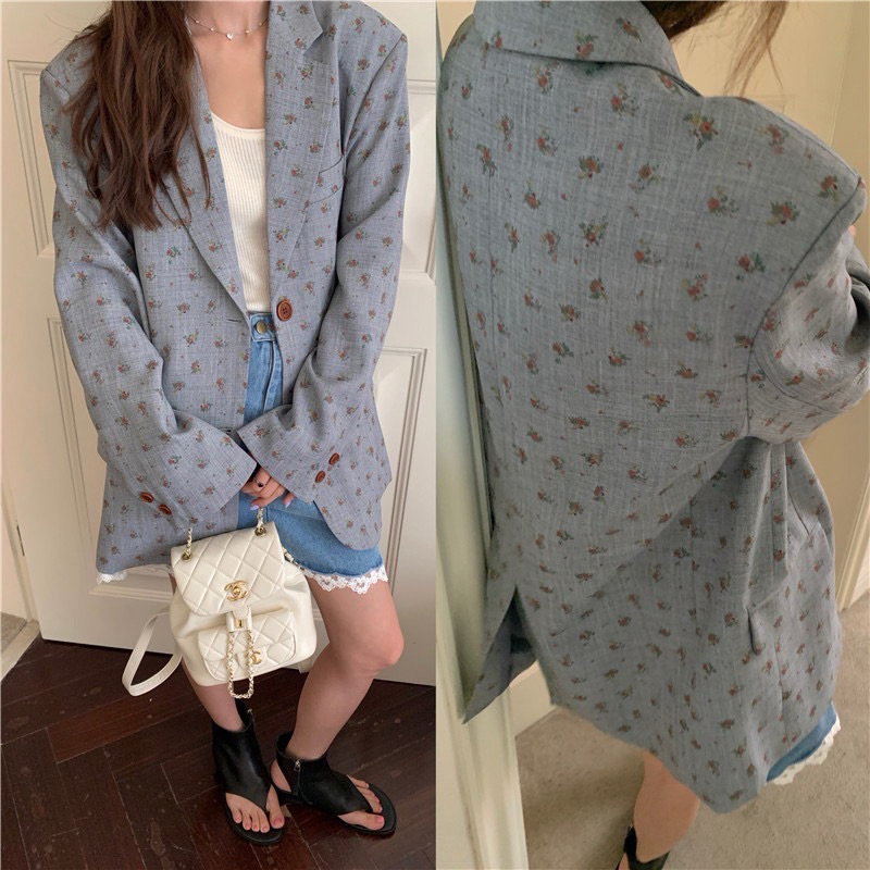 "Blazer Printed with small flower patterns" เสื้อสูทแขนยาว พิมลายดอกไม้เล็ก ผ้าฝ้ายคอตตอล