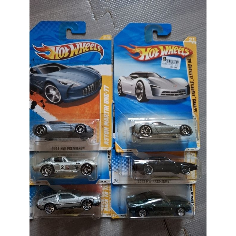 รถ HOT WHEELS คละแบบ