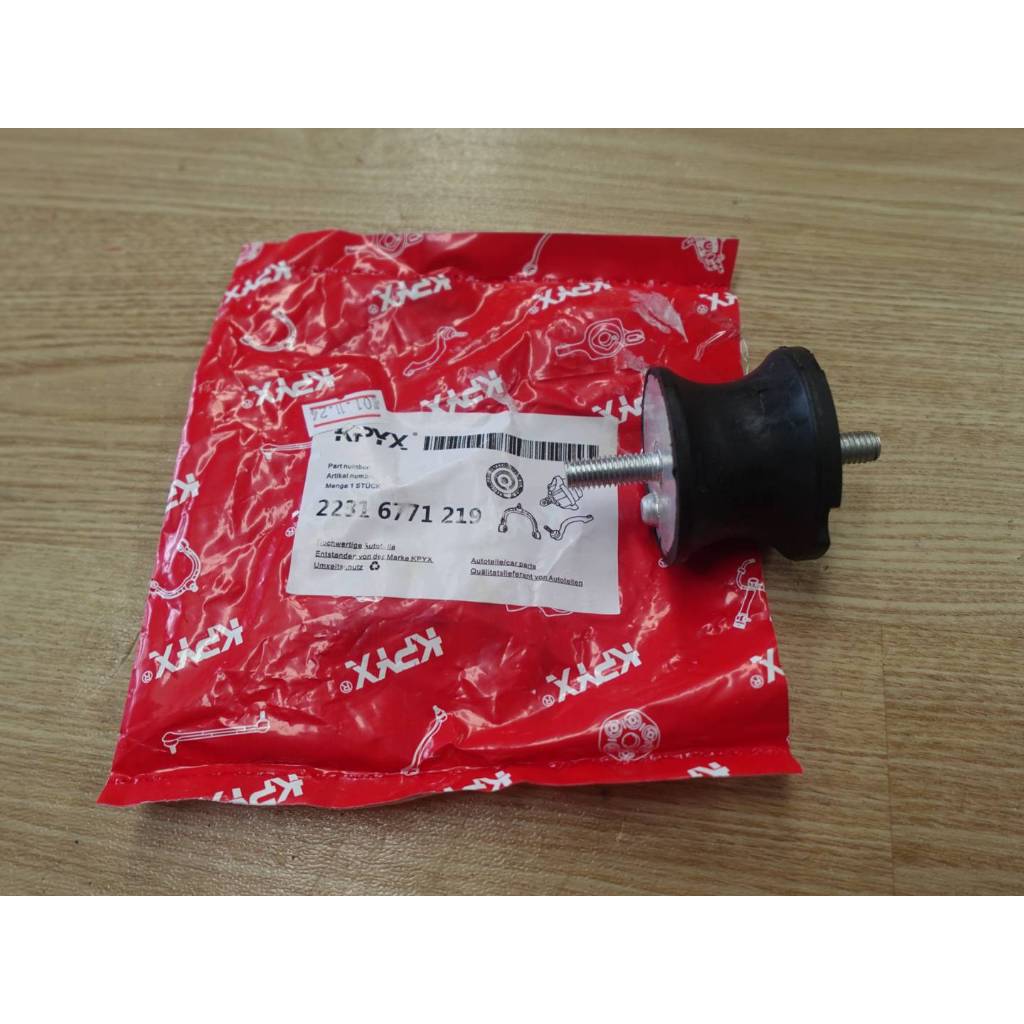 ยางแท่นเกียร์ BMW Series 3 E36/E46/E90 , Series 5 E34/E39 , Z3 , Z4 E85/E86/E89 , X1 E84