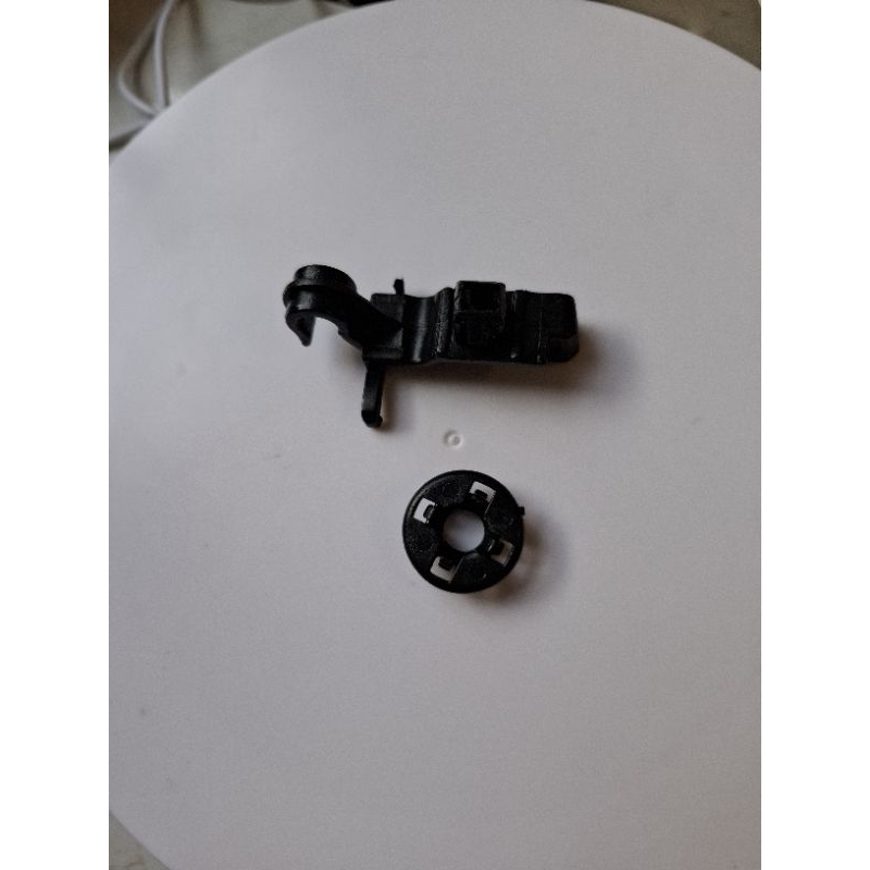 (2ชิ้น) คลิปไม้ค้ำฝากระโปรงและบูชรองเหล็กค้ำ TOYOTA ALTIS อัลติส หน้าหมู (2001-2007) 2001 2002 2003 2004 2005 2006 2007