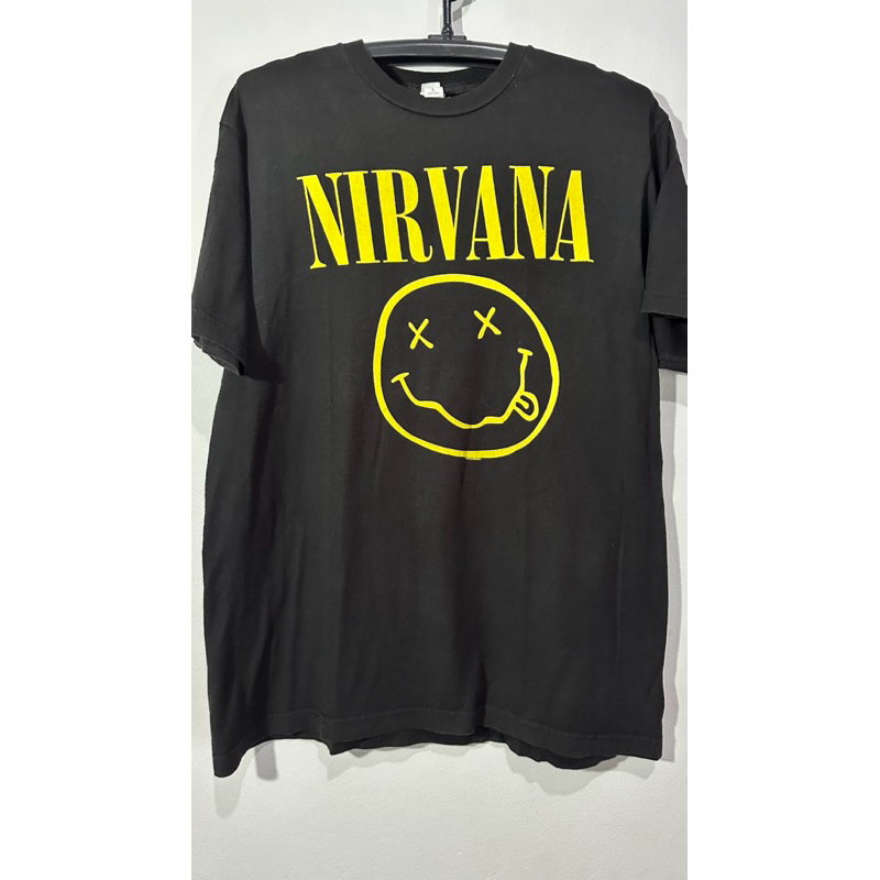 เสื้อวง Nirvana ของแท้จากกระสอบมือสอง