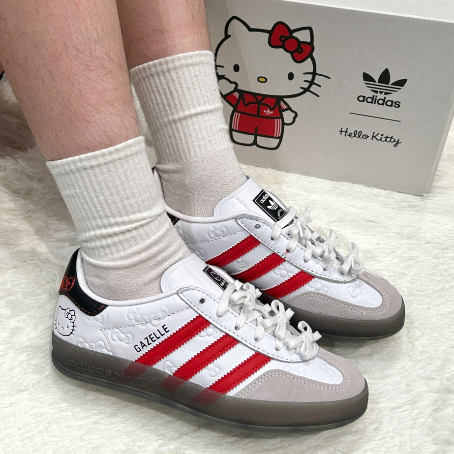 【ของแท้ 100%】Hello Kitty x adidas originals GAZELLE INDOOR 50th ANNIVERSARY