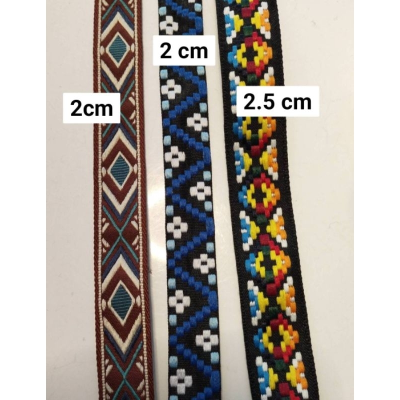 ริบบิ้นผ้าปักลายหยัก4สี